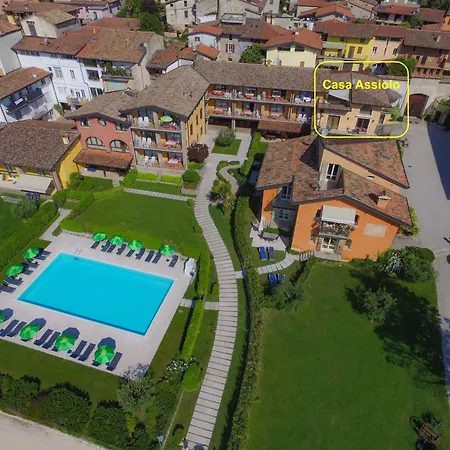 Mit Privatem Garten Und Schoener Aussicht *
